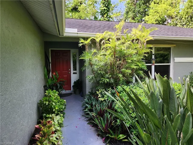 1440  14th NE AVE, Naples, FL 34120