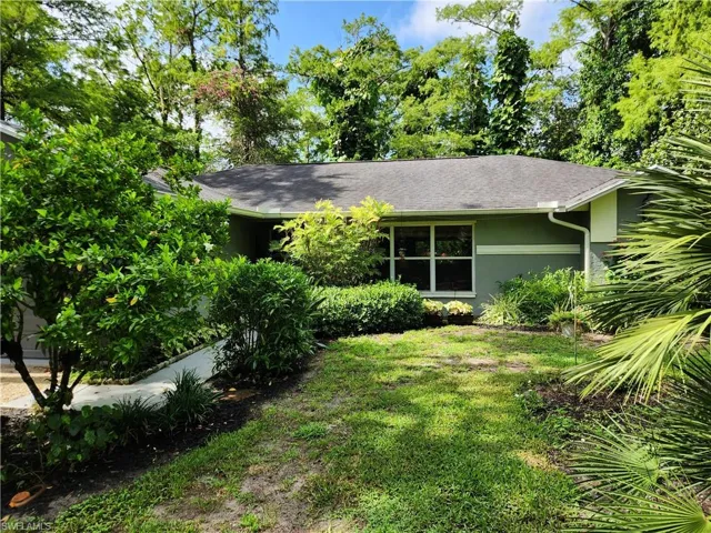 1440  14th NE AVE, Naples, FL 34120