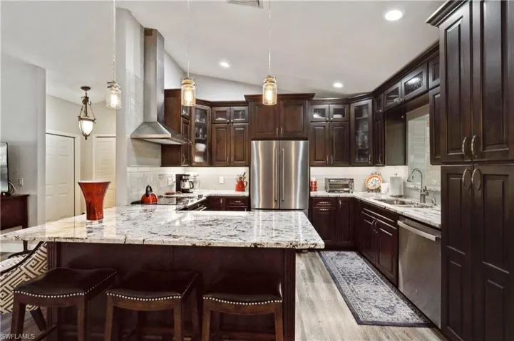 1440  14th NE AVE, Naples, FL 34120