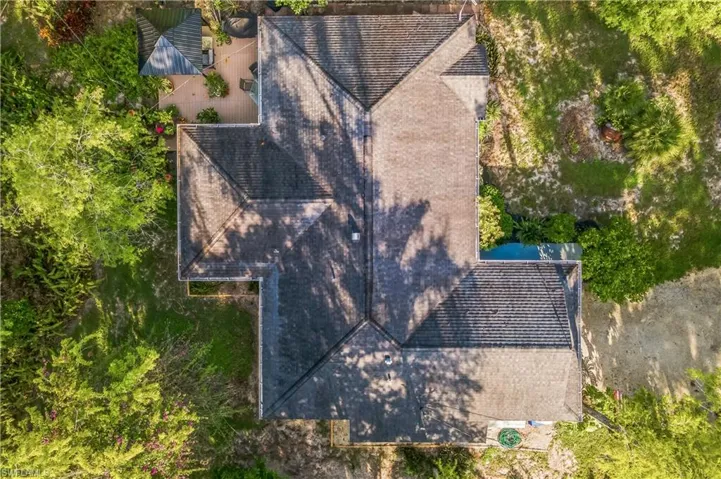 1440  14th NE AVE, Naples, FL 34120