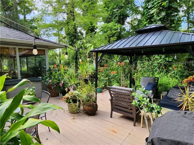 1440  14th NE AVE, Naples, FL 34120