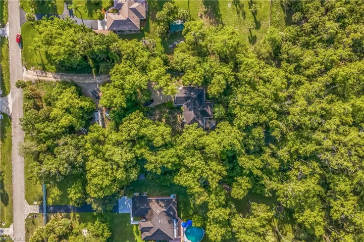 1440  14th NE AVE, Naples, FL 34120