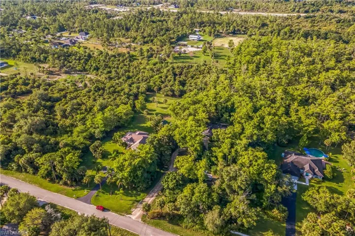 1440  14th NE AVE, Naples, FL 34120