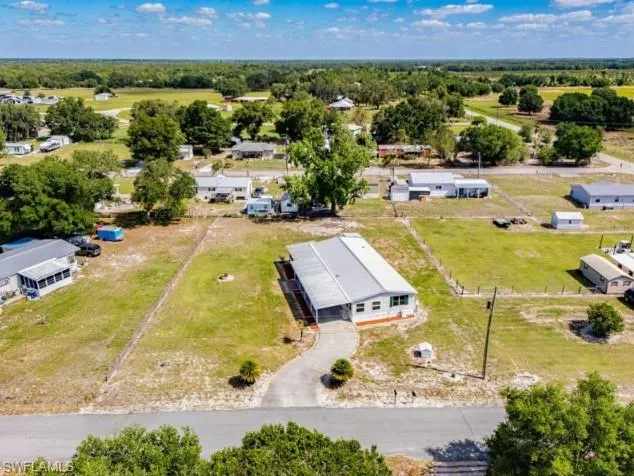 1586 Ne Grapefruit St, Arcadia, Florida 34266