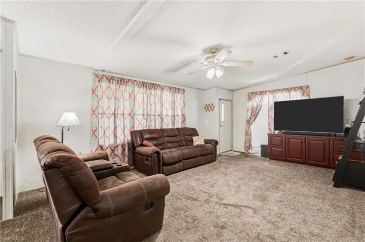 1586 Ne Grapefruit St, Arcadia, Florida 34266