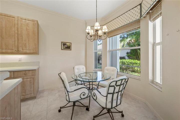 Breakfast nook