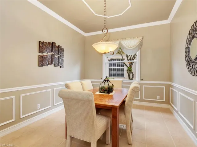 Dining Room with Crown Molding, Chair Rail, Picture Molding, & Decorative Ceiling Molding