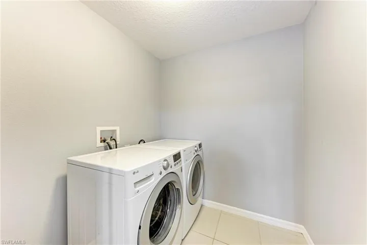 5809 71st St E, Palmetto, Florida 34221
