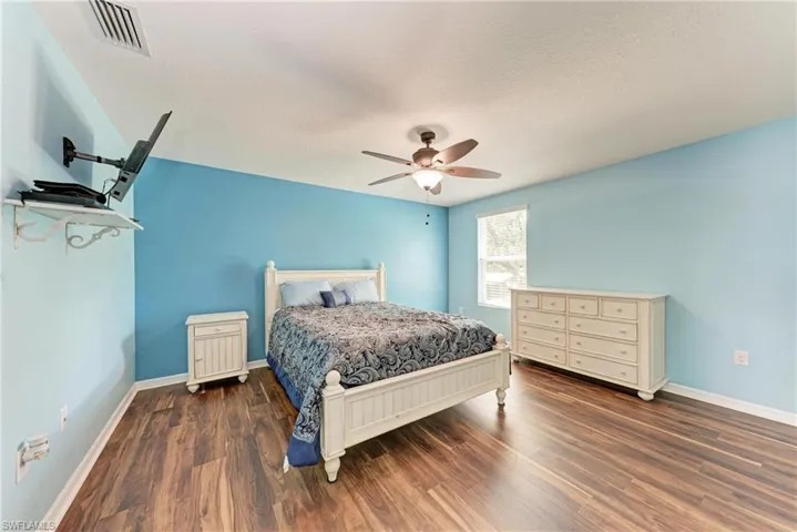 5809 71st St E, Palmetto, Florida 34221