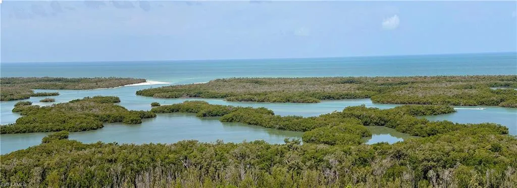 13915 Old Coast Rd 2005, Naples, Florida 34110