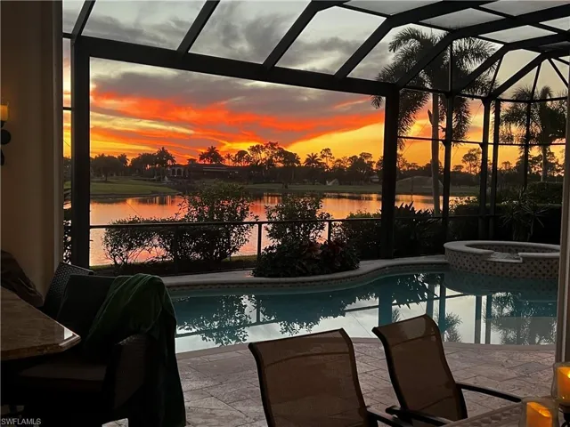 Sunsets are fabulous looking into those evening skies!