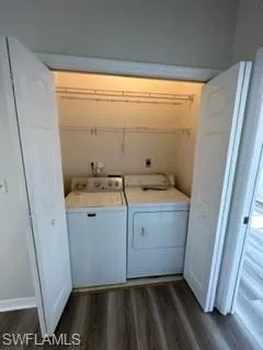 Washer/Dryer area