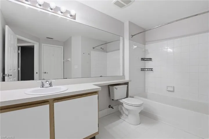 6321 Aragon Way 306, Fort Myers, Florida 33966
