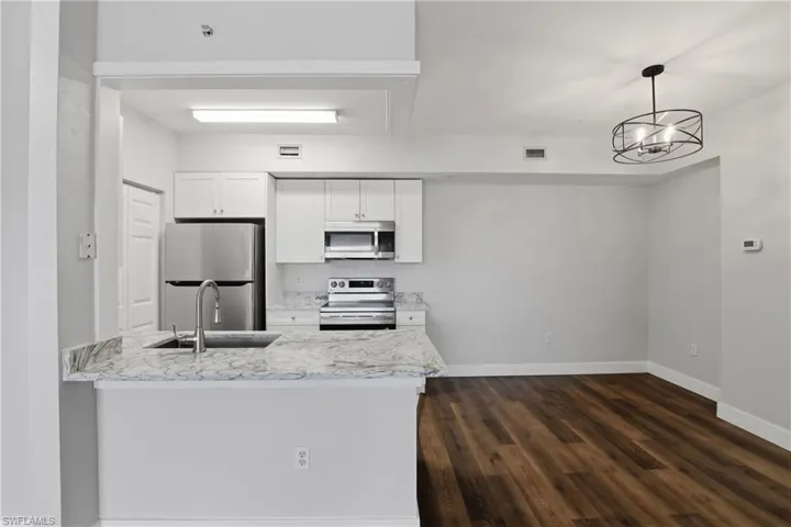 6321 Aragon Way 306, Fort Myers, Florida 33966