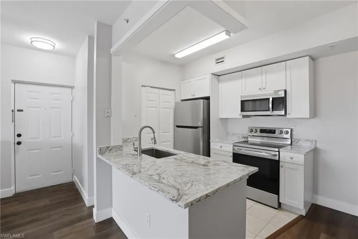 6321 Aragon Way 306, Fort Myers, Florida 33966