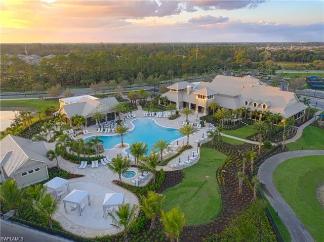 6820 Winding Cypress Dr, Naples, Florida 34114