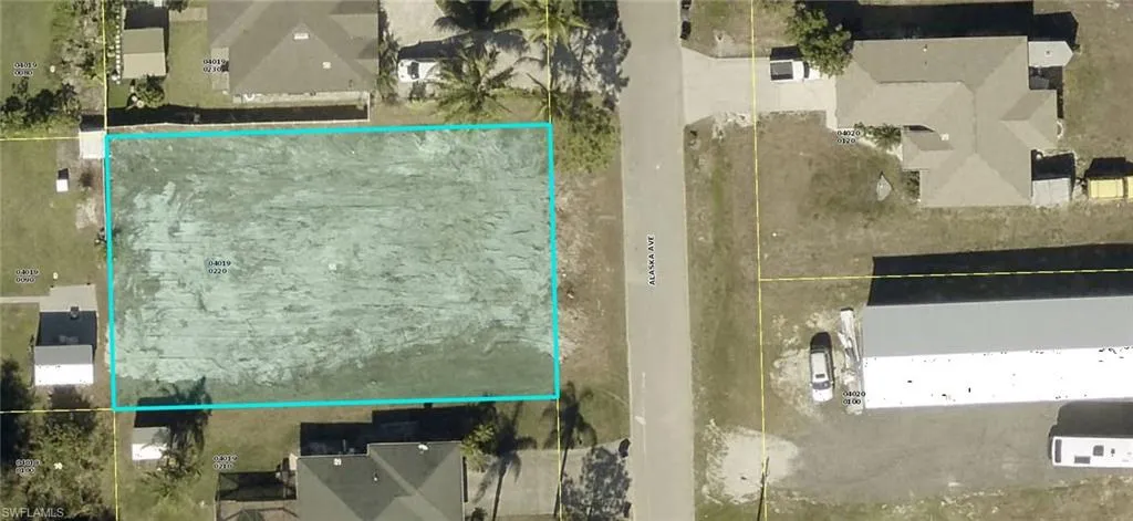 1017 Alaska Ave, Lehigh Acres, Florida 33971
