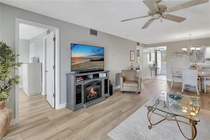 5515  Rattlesnake Hammock  RD, Naples, FL 34113
