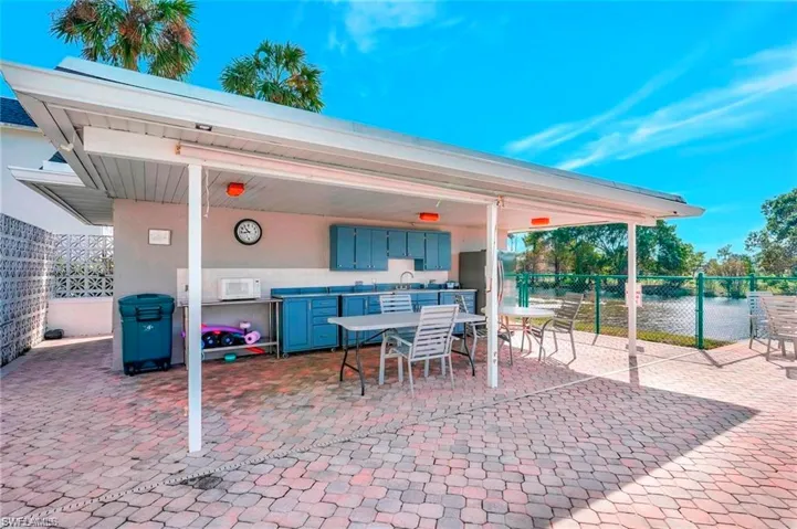 5515  Rattlesnake Hammock  RD, Naples, FL 34113