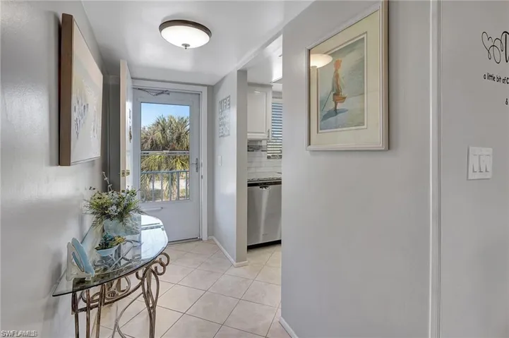 5515  Rattlesnake Hammock  RD, Naples, FL 34113