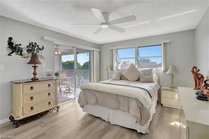 5515  Rattlesnake Hammock  RD, Naples, FL 34113