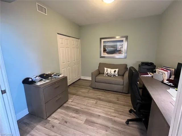 9113  Michael  CIR, Naples, FL 34113