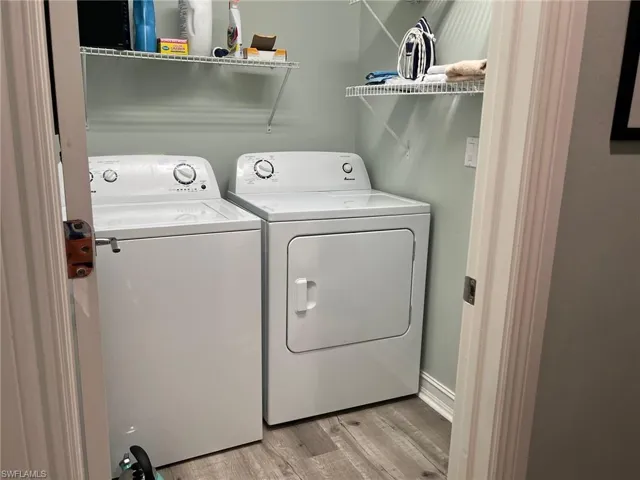 9113  Michael  CIR, Naples, FL 34113