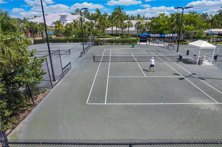 4690 Hawks Nest WAY # 104, NAPLES FL 34114