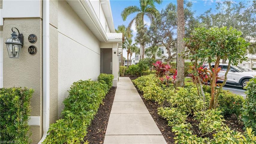 4690 Hawks Nest WAY # 104, NAPLES FL 34114