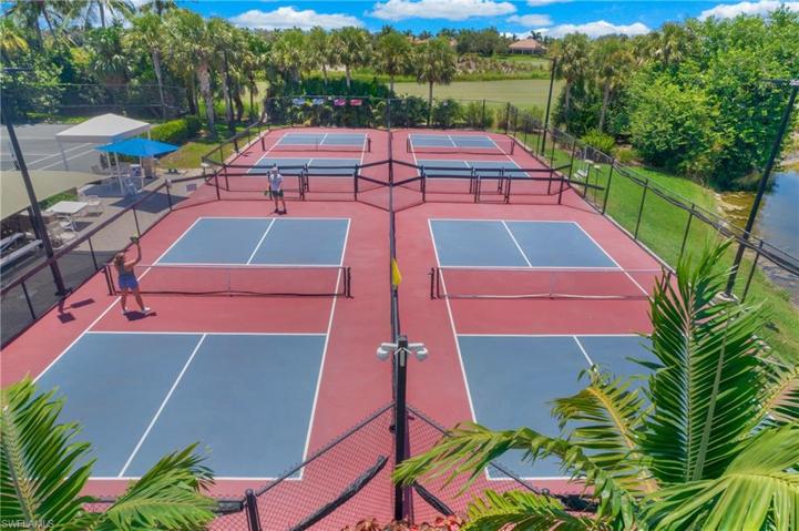 4690 Hawks Nest WAY # 104, NAPLES FL 34114
