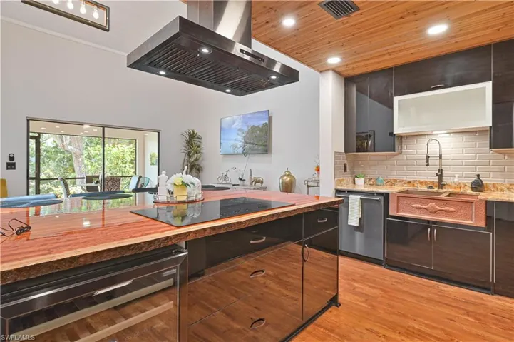 15080  Riverbend  BLVD, North Fort Myers, FL 33917