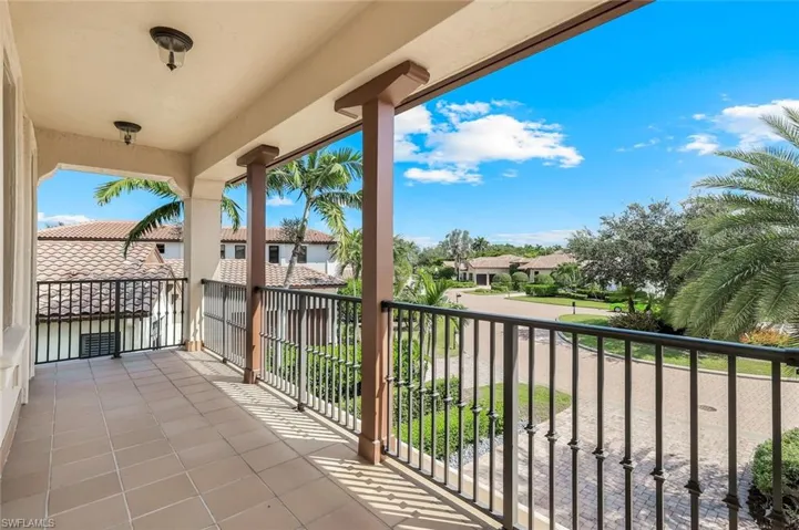 2351  Traditions  CT, Naples, FL 34105