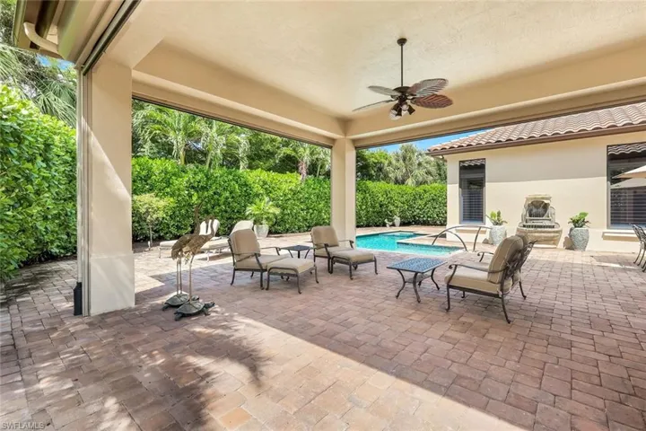 2351  Traditions  CT, Naples, FL 34105