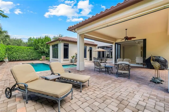 2351  Traditions  CT, Naples, FL 34105