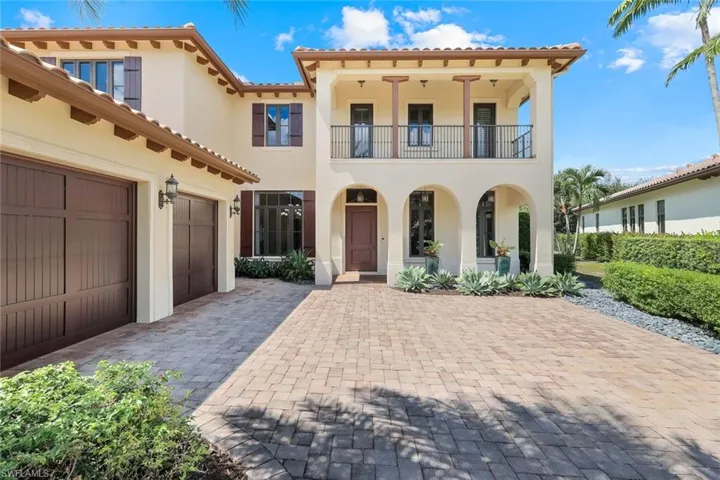 2351  Traditions  CT, Naples, FL 34105