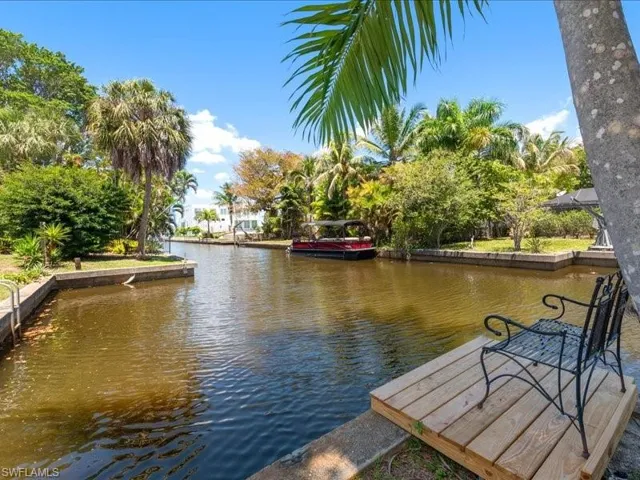 1229 Carlene Ave S, Fort Myers, Florida 33901