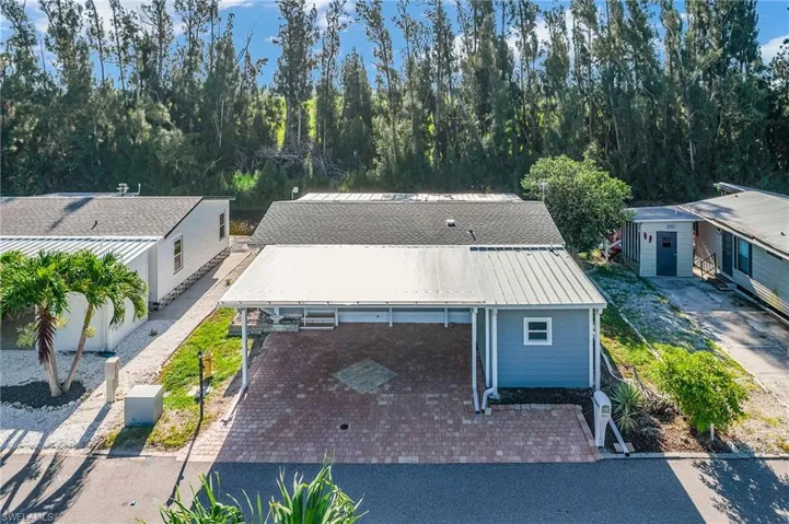 Aerial view of property and surrounding area