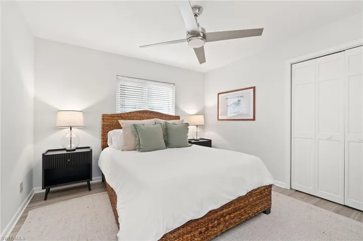 589  104th N AVE, Naples, FL 34108