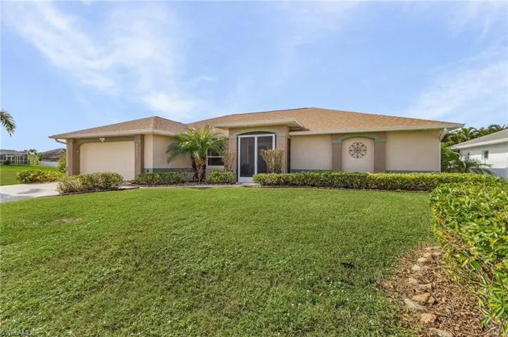 4002  Oasis  BLVD, Cape Coral, FL 33914
