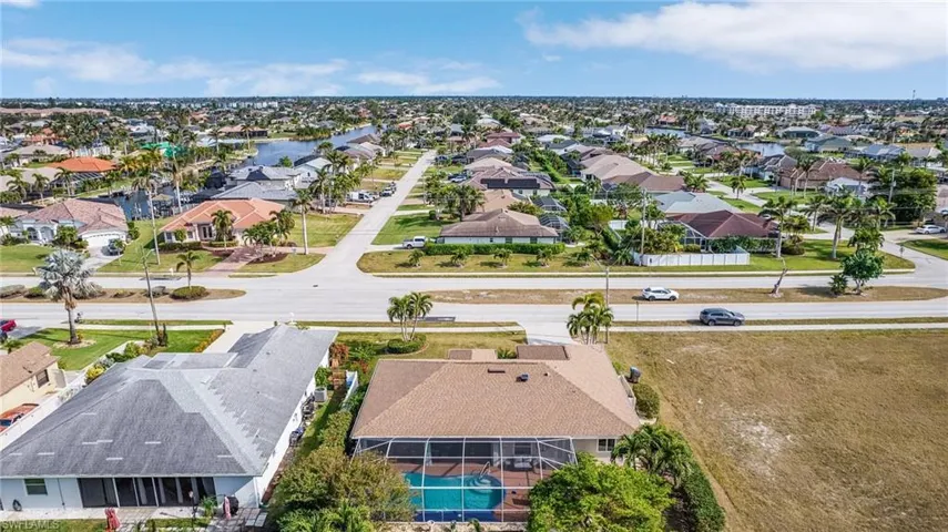 4002  Oasis  BLVD, Cape Coral, FL 33914