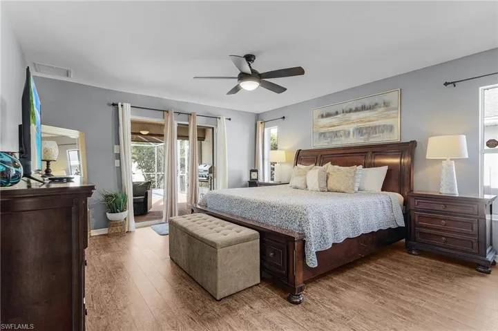 4002  Oasis  BLVD, Cape Coral, FL 33914