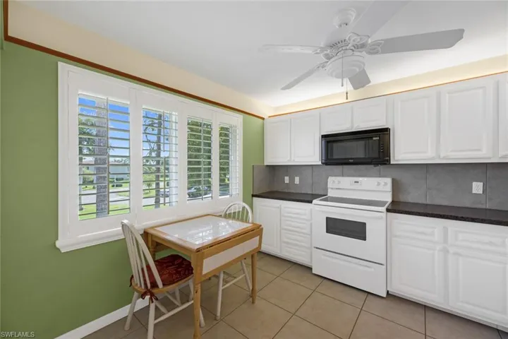 Breakfast nook