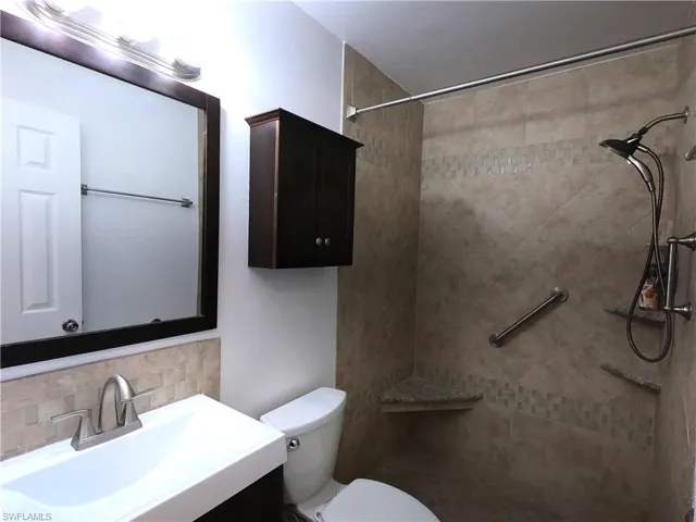 26  Desert Candle  CIR, Lehigh Acres, FL 33936