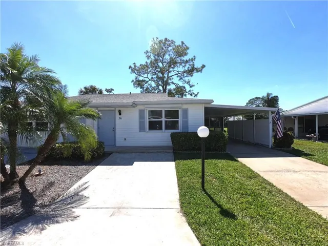 26  Desert Candle  CIR, Lehigh Acres, FL 33936