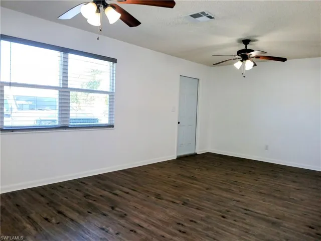 26  Desert Candle  CIR, Lehigh Acres, FL 33936
