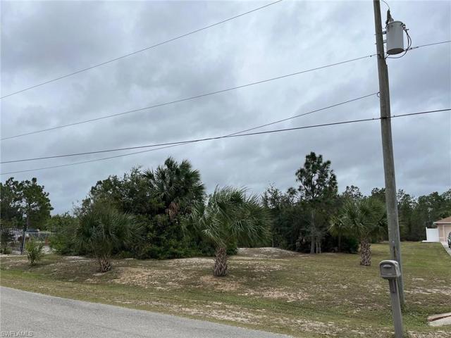 27th AVE NE, NAPLES FL 34120