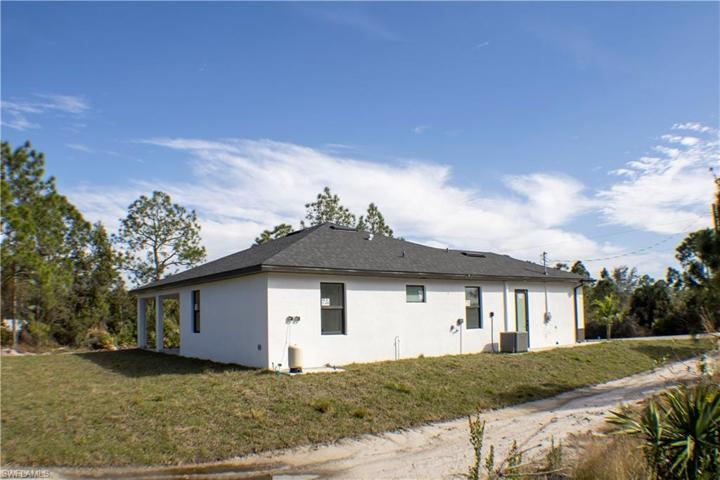 3010 38TH St, LEHIGH ACRES FL 33971