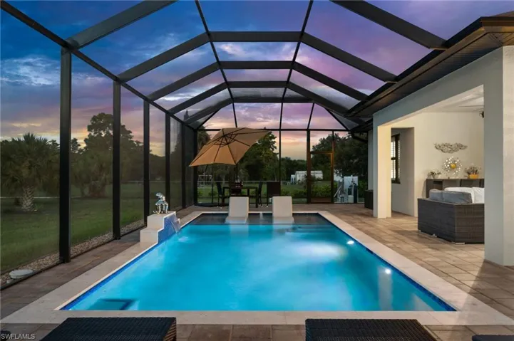 411 24th Ave Ne, Naples, Florida 34120