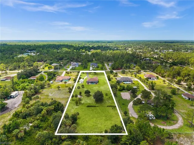 411 24th Ave Ne, Naples, Florida 34120