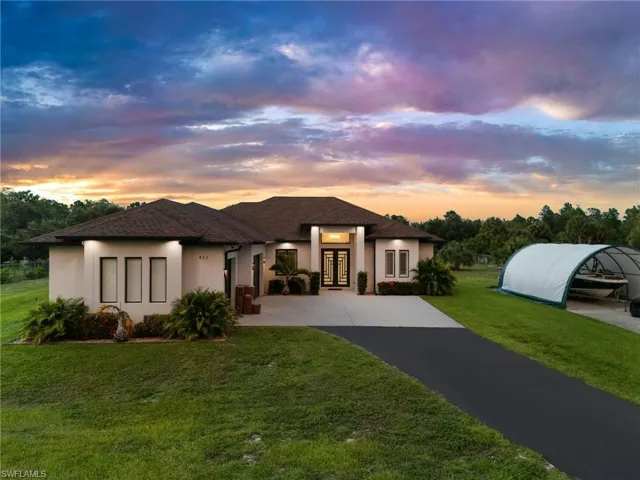 411 24th Ave Ne, Naples, Florida 34120